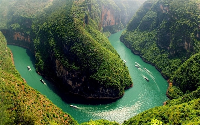 Nho Quế River, a jewel set in a fairy tale land