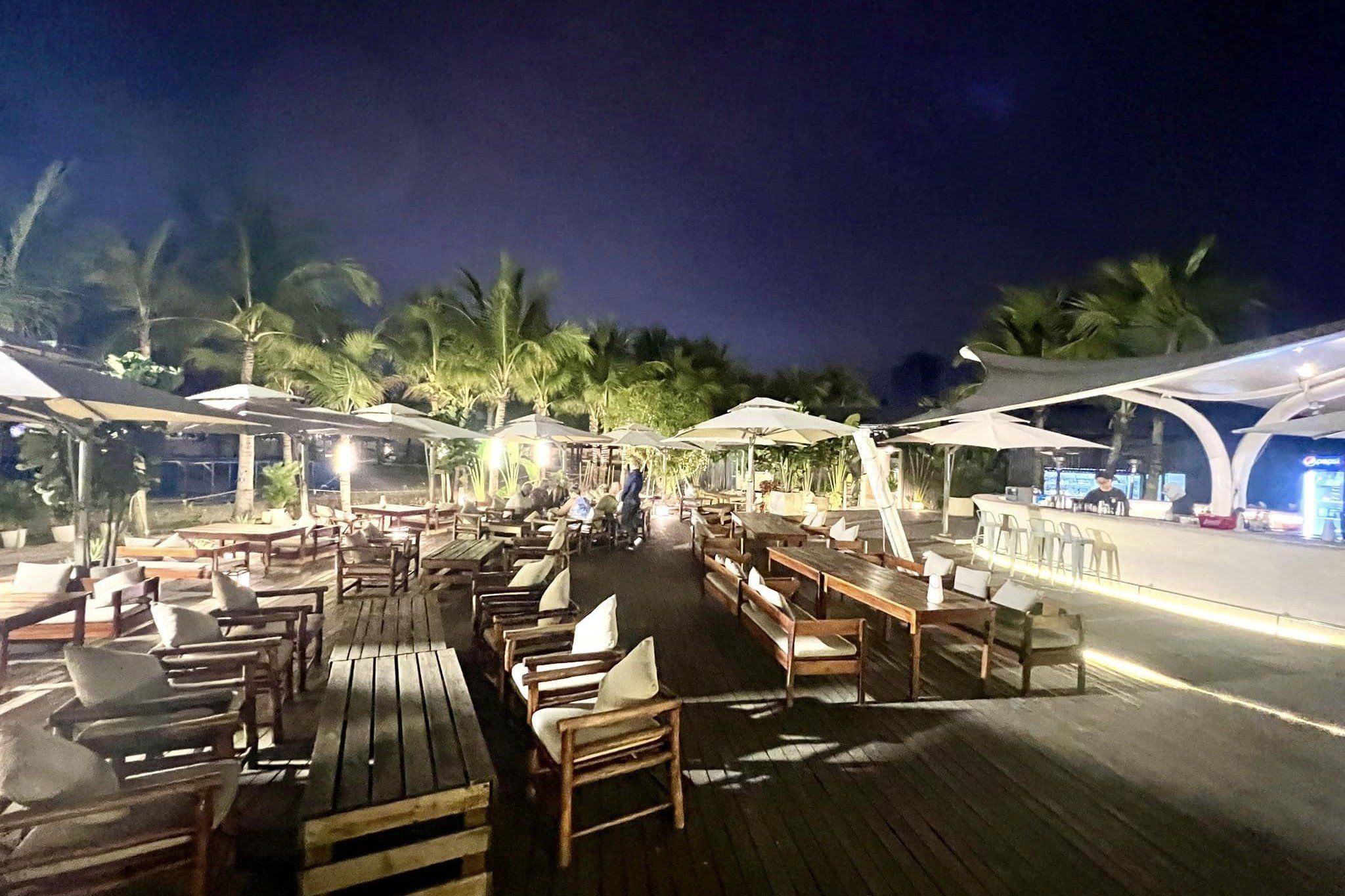 Chill Beach Bar - 5 Kỳ Quan - Quảng Ninh – 9Life.com.vn