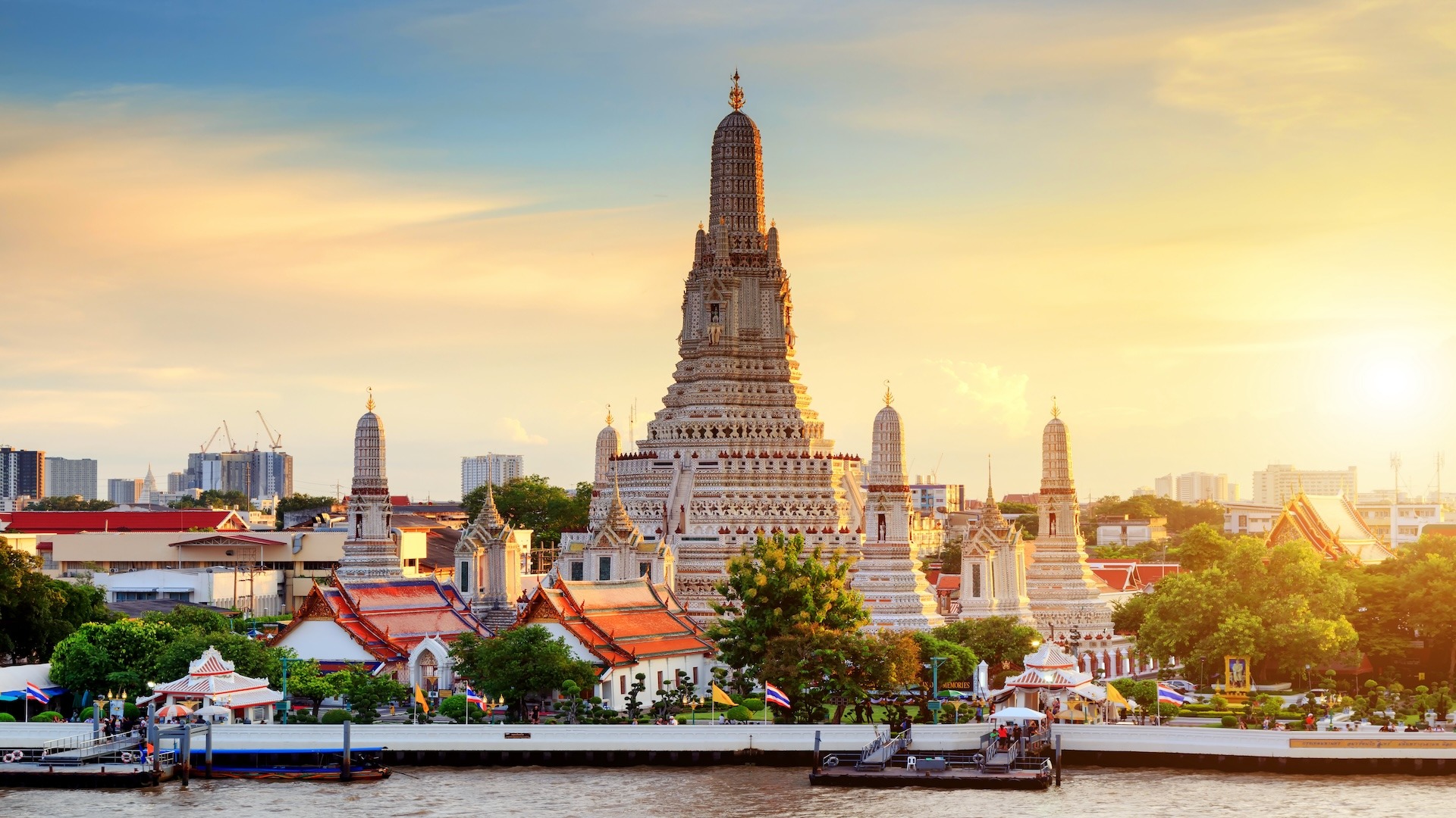 Khám phá Wat Arun đầy mê hoặc: Hướng dẫn du lịch toàn diện đến ngôi chùa  mang tính biểu tượng của Bangkok » Agoda: See The World For Less