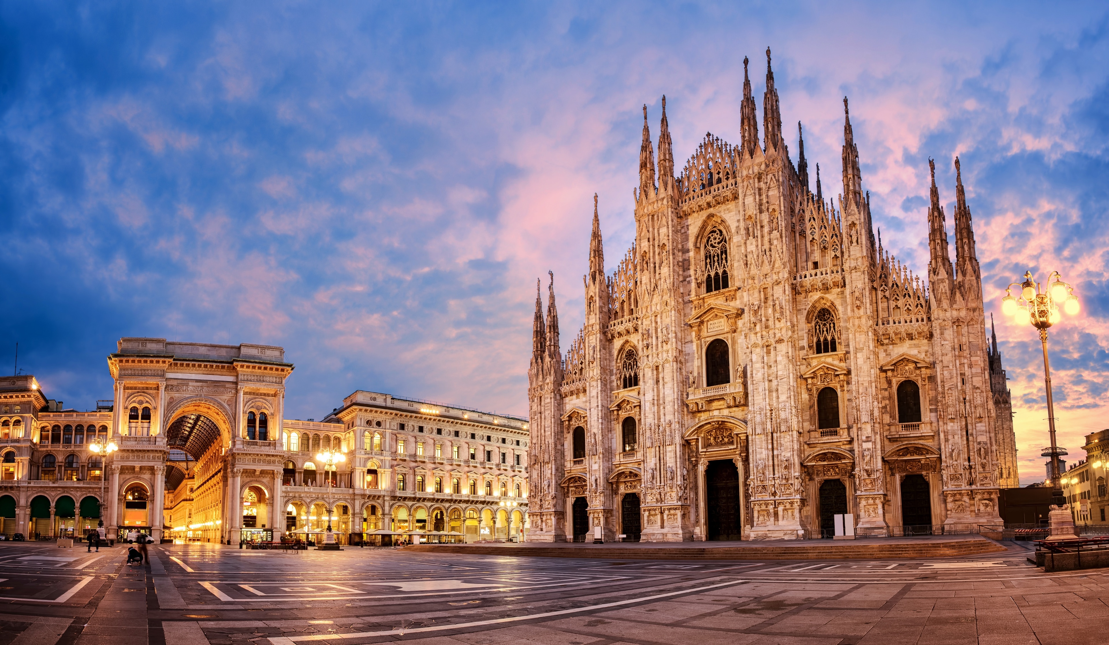 Quảng trường Duomo tại Trung tâm Milan | Expedia