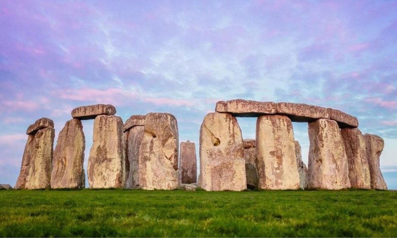 Bí ẩn bãi đá cổ Stonehenge cuối cùng được giải mã!