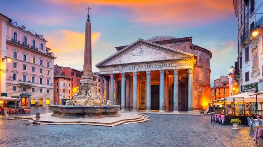 Ngôi đền 2.000 năm tuổi tại Rome, Italia