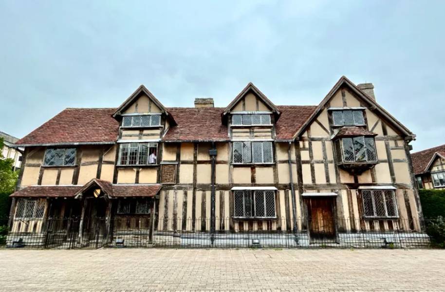 Du lịch Stratford-upon-Avon: Thăm nhà Đại thi hào Shakespeare