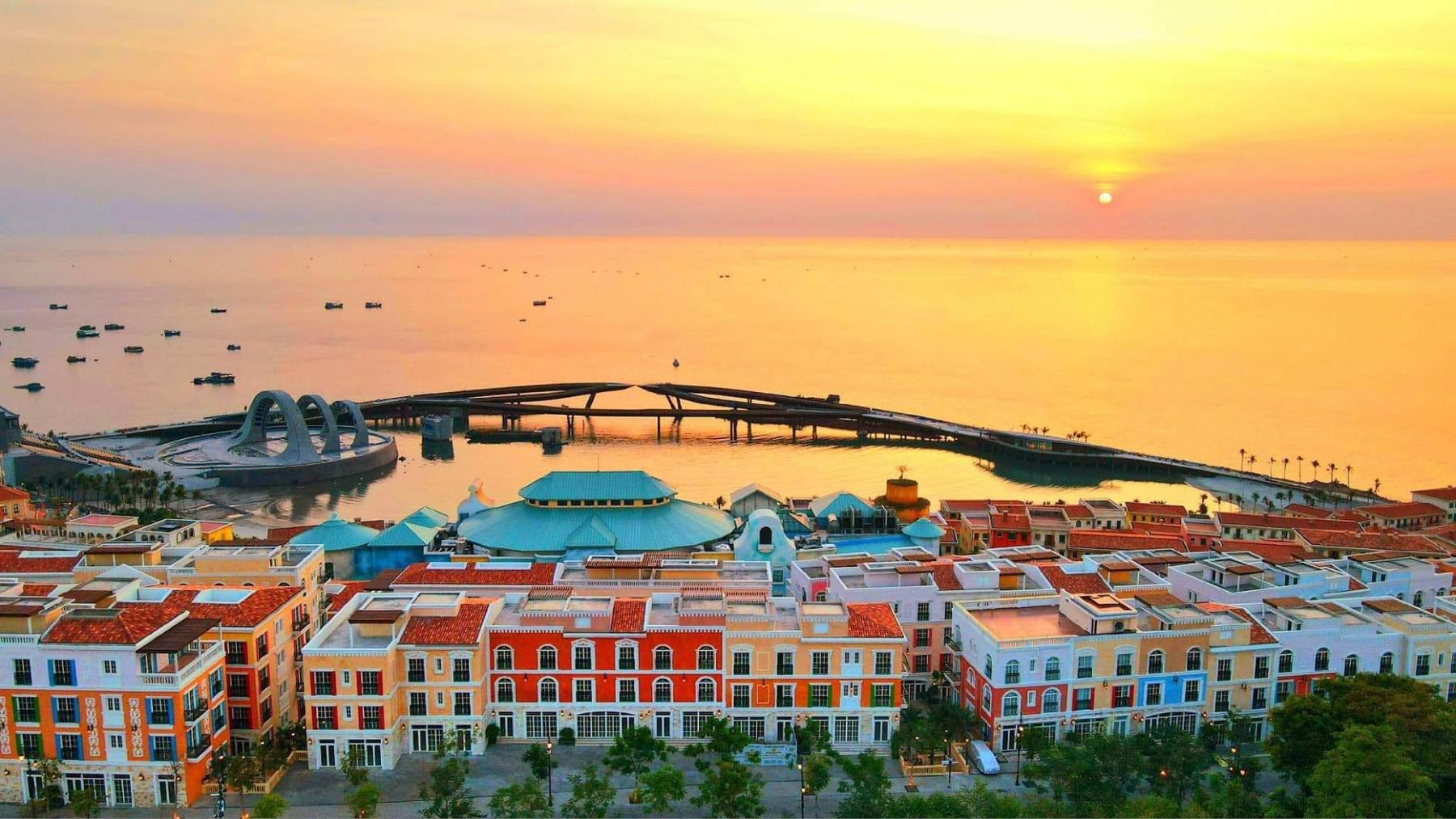 Premier Village Phu Quoc Resort - Sunset Town