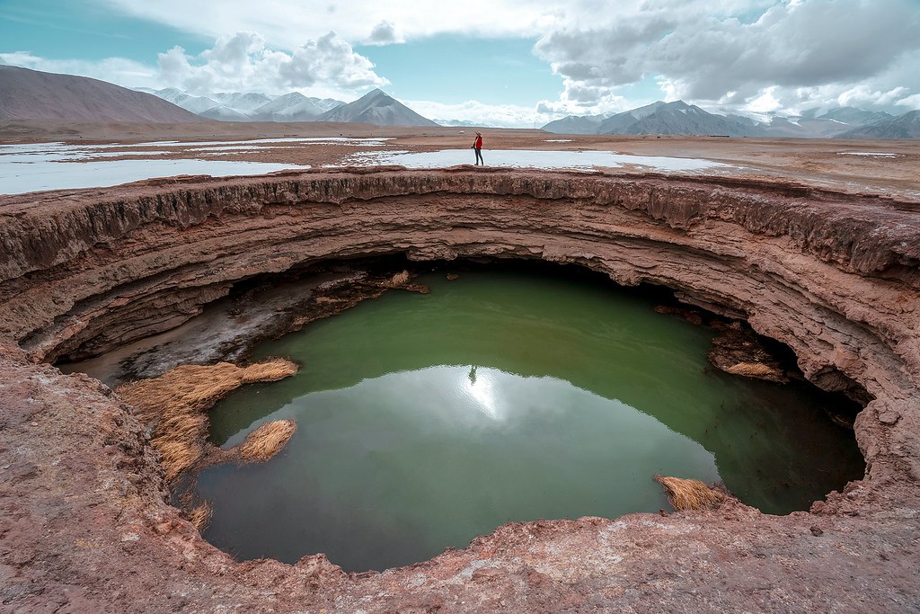 pupil 瞳 | Pamirs,MUJI。木吉火山口 | rufeng0758 | Flickr